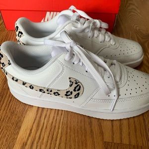 Nike sneakers - cheetah print